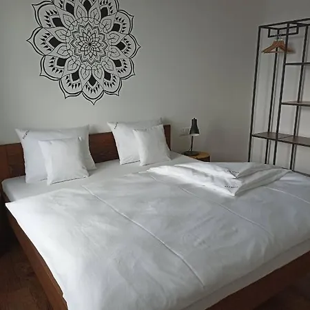 Palavia Guest house